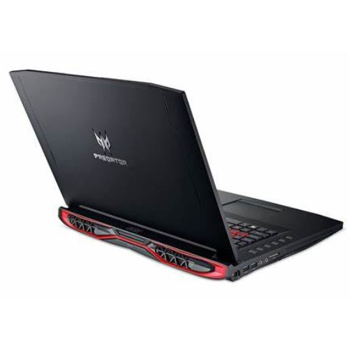 DTV sua-main-loi-ban-phim-acer-predator-17-2015-3.jpg