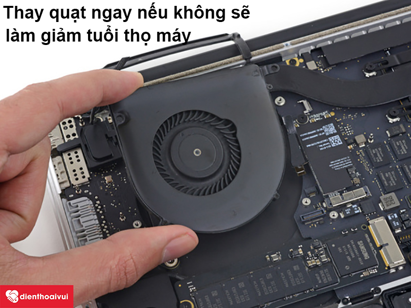 DTV thay-quat-mabook-pro-2011-2.jpg