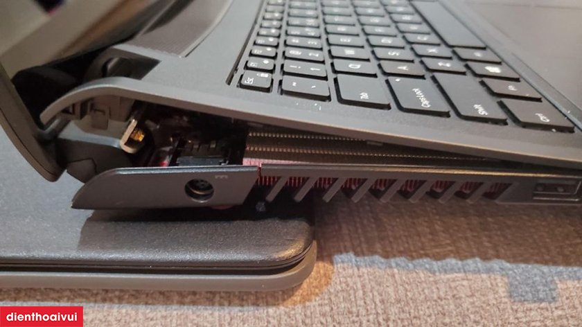 DTV sua-ban-le-laptop-hp-3.jpg