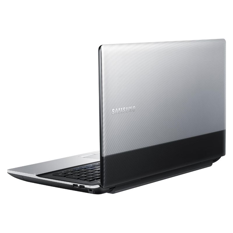 thay-man-hinh-laptop-samsung-series-3-17-3-inch-np300e7a-a2.jpg