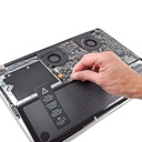 DTV thay-pin-macbook-pro-2011-15-inch-3.jpg