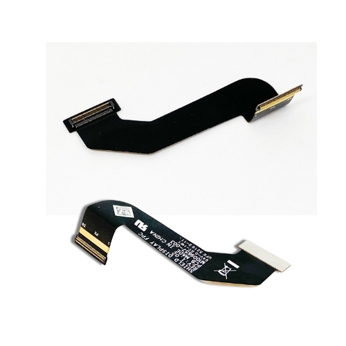 Thay cáp kết nối trên màn Surface Book 2