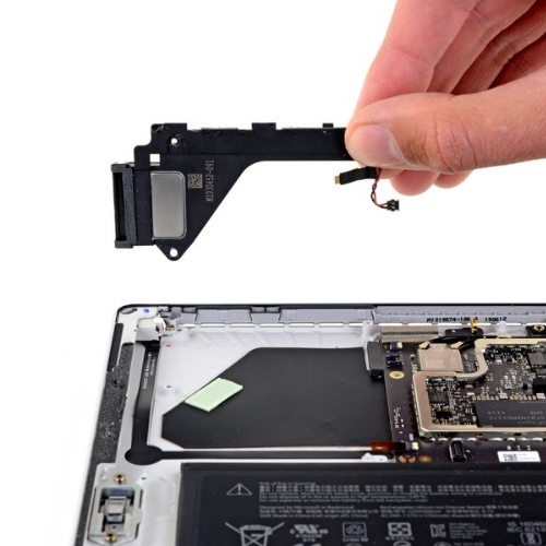 Thay IC âm thanh Surface Pro 9